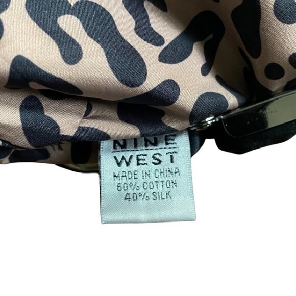 Y2K Cheetah Print Lined Pleated Black Satin Clutch w/ Silver Chain Strap - Picture 9 of 12